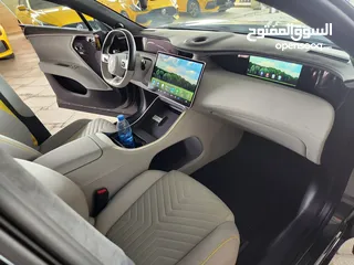  27 شانجان افاتار موديل 2023 AVATR 11 دفع كلي AWD وثنائي