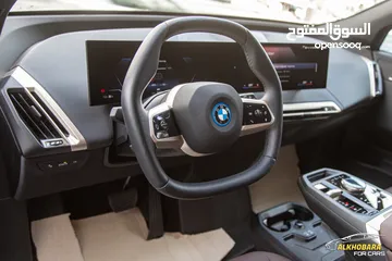  14 BMW IX40 xDrive 2023