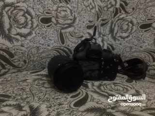 4 كاميرا كانون (4000D) للبيع قابل للتفاوض فرصه لا تتعوض