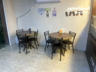  16 محل وافل وكريب. وكوتيلات للبيع