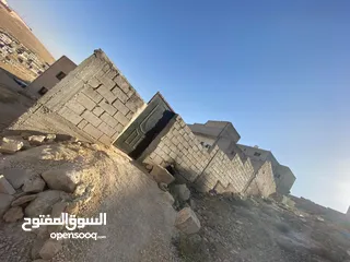  8 بيت مستقل للبيع في حي المغيرات