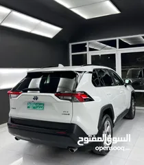  5 Toyota RAV4 XLE 2021