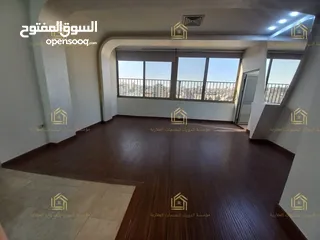  30 روف مميز - دير غبار - 3نوم 1ماستر - 200م - ترس بإطلالــــه بانوراما
