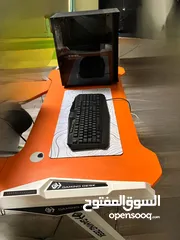  2 Pc gaming مع طاولة وكيبورد