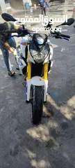  9 دراجة BMW G310R بحالة ممتازة ترخيص جديد