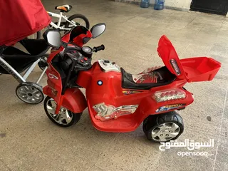  1 Red motorocycle