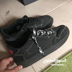  1 Travis Scott جزمه