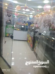  4 محل عصائر وكوكتيل وافل وكريب وبوظه عربيه وكيك للبيع
