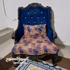  6 غرفة نوم وغرفة سفره وطقم كنب بحاله ممتازه