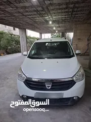  3 سيارة داشيا لودجي للبيع