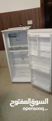  2 ثلاجه شارب وكاله استخدام خفيف جدا تصلح منزلي ومكتبي
