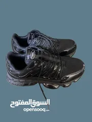  2 حذاء LIANGGO صناعي بقدمة حديد - تقريبا لم يستعمل