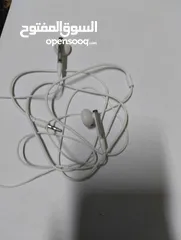  7 سماعة صوت واضح ونقي وعالي جدا من ماركة creative للبيع