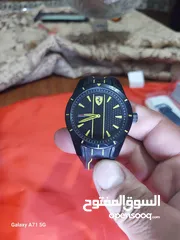  10 4ساعات اصلي  100بالمية بسعر حرق اقراء الاعلان جيدا قبل لا ترن