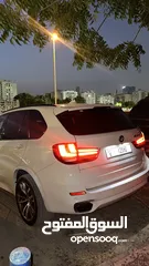  3 BMW X5 50i