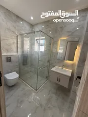  11 شقة مميزة موقع مميز