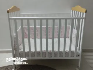  1 سرير اطفال للبيع بسعر 270 شيكل فقط
