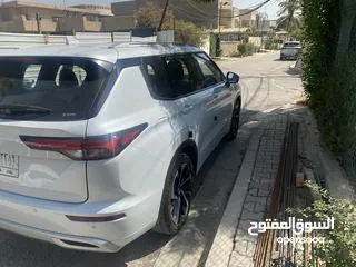  18 ميتسوبيشي اوتلاندر (SUV) F 28 اعلى فئه (Primer) موديل 2023