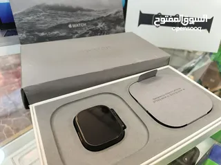  12 Apple Watch Ultra 2 Black Edition بطاريه 100% مشحونه مرتين