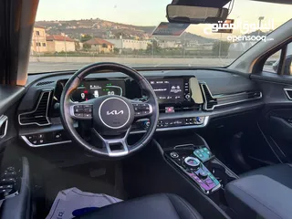  12 كايا سبورتاج  2022 فل الفل فتحة سقف  2x4 ///240Hp بنزين + كهرباء  ( Haybrid) 1600cc