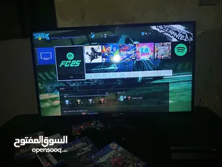  2 للبيع أو البدل: PS4 Slim بحالة ممتاز أقر الوصف