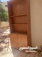  1 مكتبه خشبيه قديمه