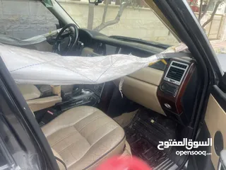  8 رنج روفر فوج للبيع على ضربتها