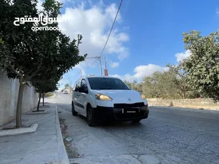  5 بيجو بارتنر