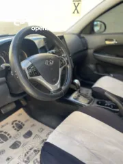  4 I30 للبيع موديل 2008 فتحة سقف فحص نظيف ترخيص طويل