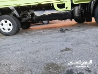  4 كيا بنقو موديل 2005