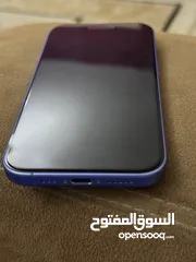  2 للبيع iPhone 16