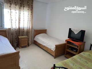  7 شقة مفروشة متكونة من غرفتين و صالون للايجار باليوم في تونس العاصمة على طريق المرس
