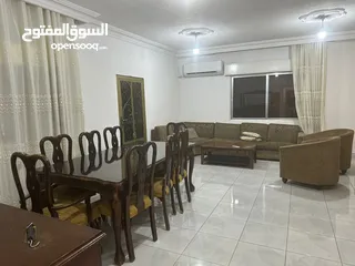  23 شقة مفروشة للايجار