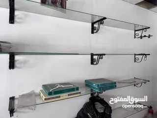  2 اثاث ولوازم محل البسه
