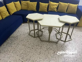  2 طقم كنب مع طاولات استخدام بسيط بحال لجديد