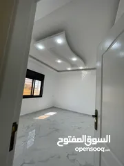  10 شقة طابق ثالث من ابوغوش 20 مساحة 130 م