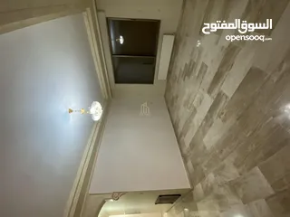  8 في أرقى مناطق حي الصحابه شقة طابق ثالث 183م بتشطيبات راقية / ref 9519
