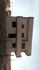  7 بيت مع مزرعه بمنطقه مميز للبيع