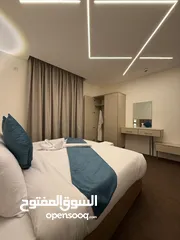  3 شقق واستديوهات فندقيه وشقق سكنيه للايجار بموقع مميز بين الجاردنز وتلاع العلي بخدمتكم على مدار الساعه