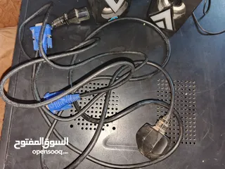  1 كميوتر كور دويو للليع مشالله عليه بشغل العاب وانترنت سريع عليه wi fi