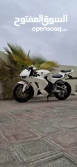  19 cbr 600  هوندا 2013 لون أبيض