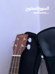  4 ukulele kala ka-15s يوكيليلي اصلي جديد مع الشنتة نوعية ممتازة جدا اوتار اصلية جديدة نوعية نضيفة