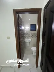  5 مكتب او عيادة او مركز للايجار