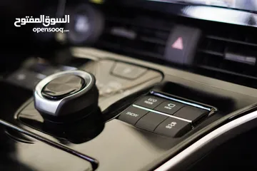  10 تويوتا bz4x موديل 2022 فل الفل و بحاله ممتازه عداد 8000 كم فقط
