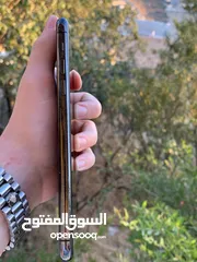  15 ايفون 11 برو ماكس 256 جيجا بطارية 100٪؜ نموذج M مغير بطارية فقط فش اشي تاني مغير جهاز مرتب