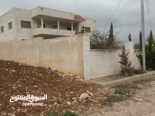  11 بيت مستقل  4 غرف نوم ماستر روم 4 واجهات حجر بلكونات صالات كراج خزان ماء تدفئه سور حديقه عزل اطلاله ح