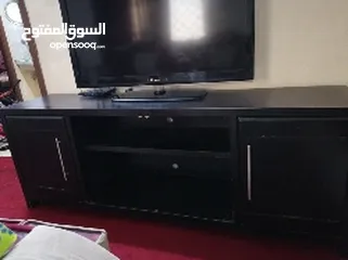  1 خزانة شاشه