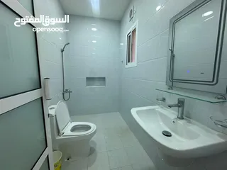  14 للإيجار فيلا في جو (راس حيان)  Villa for rent in Ras Hayyan