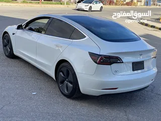  19 Tesla Model 3 Standerd Plus 2019