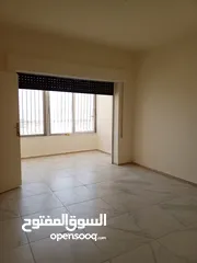  14 شقة 171 م في منطقة خلدا بالقرب من مدارس الدر المنثور 